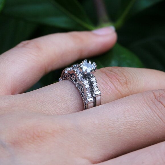🔥 Luxury Flower Carved Wedding/Engagement Silver Ring Set for Women,VIP528 - Picture 6 of 6